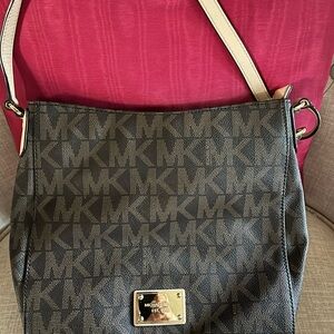 Women’s Michael Kors Crossbody Bag- Pre- Owned- width 12” height 10 1/2 “